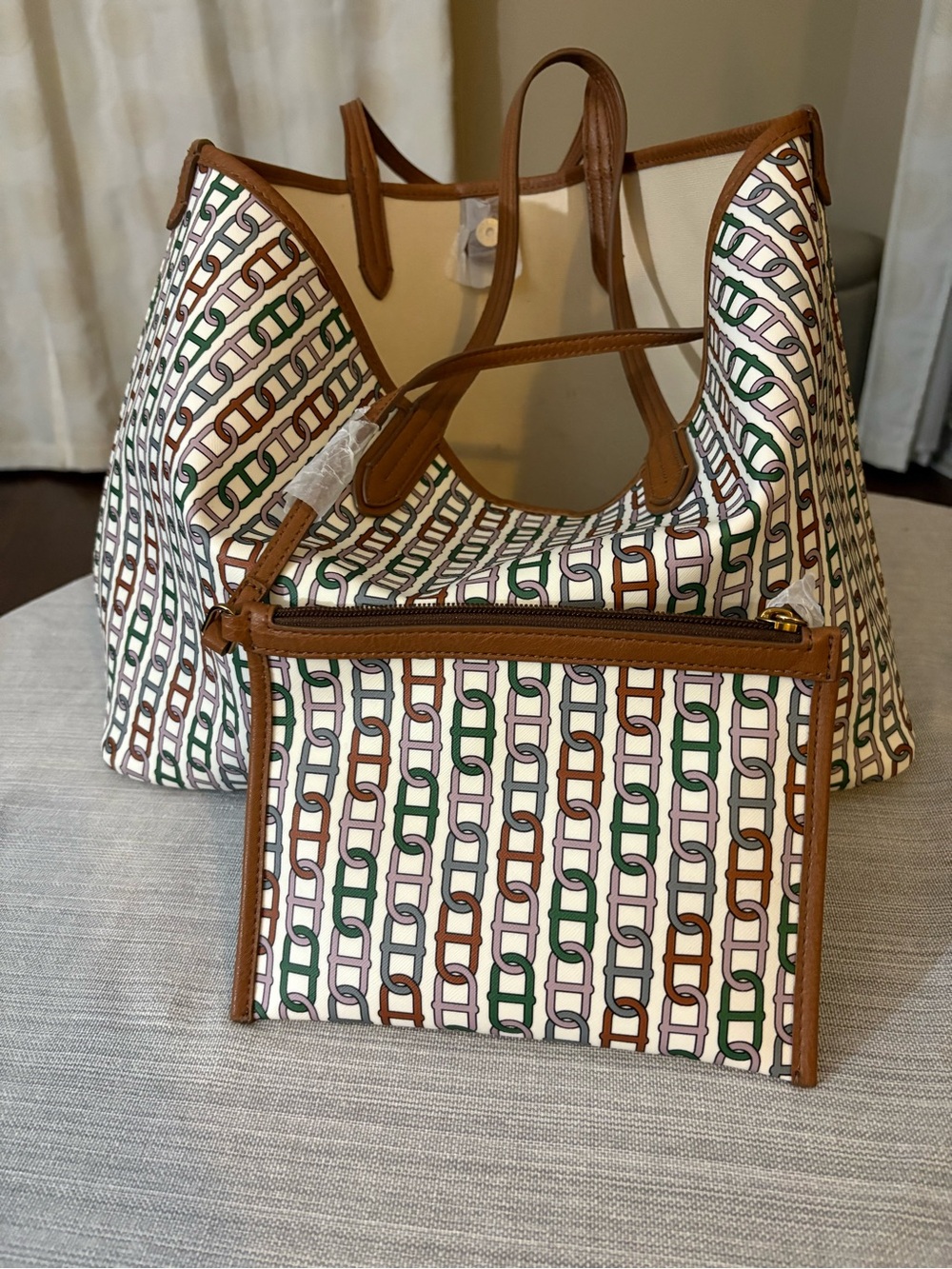 Fossil Multicolor Chain-Link Pattern Tote with Brown Trim - Picture 2 of 3
